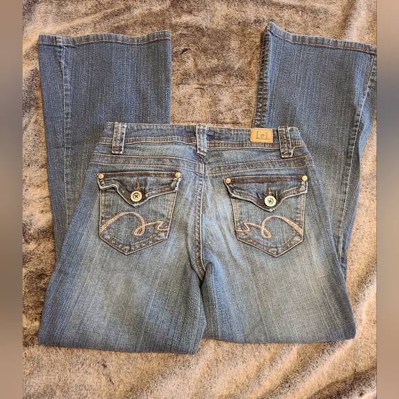 L.e.i. Jeans - Picture 2 of 5